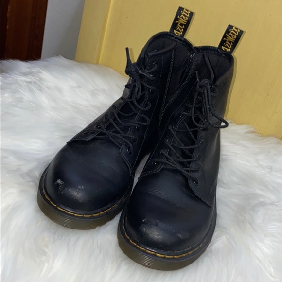 dr martens delaney